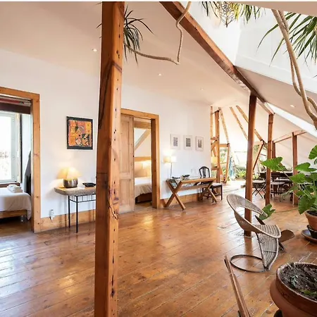 Lejlighed Charming Sunny Penthouse *