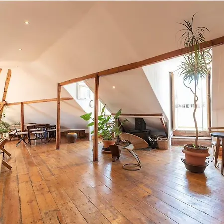 Charming Sunny Penthouse * Lisbon