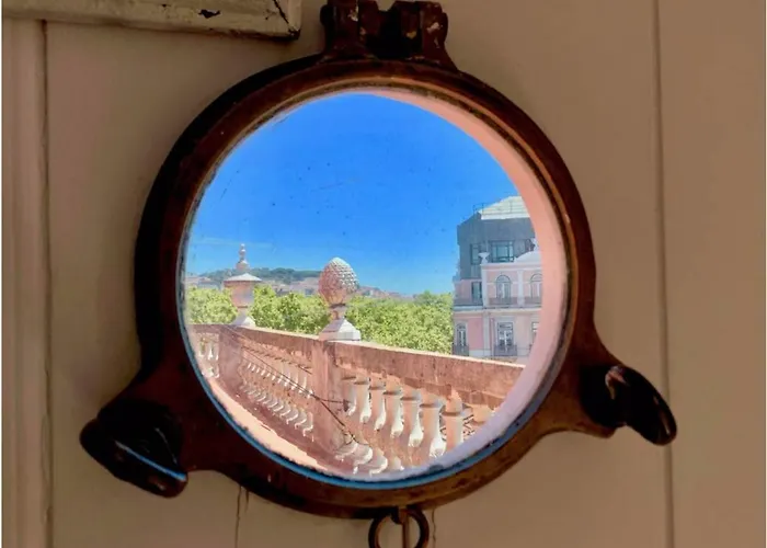 Charming Sunny Penthouse Διαμέρισμα Lisboa