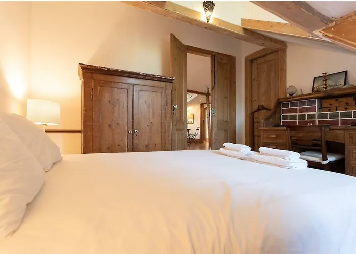 Charming Sunny Penthouse